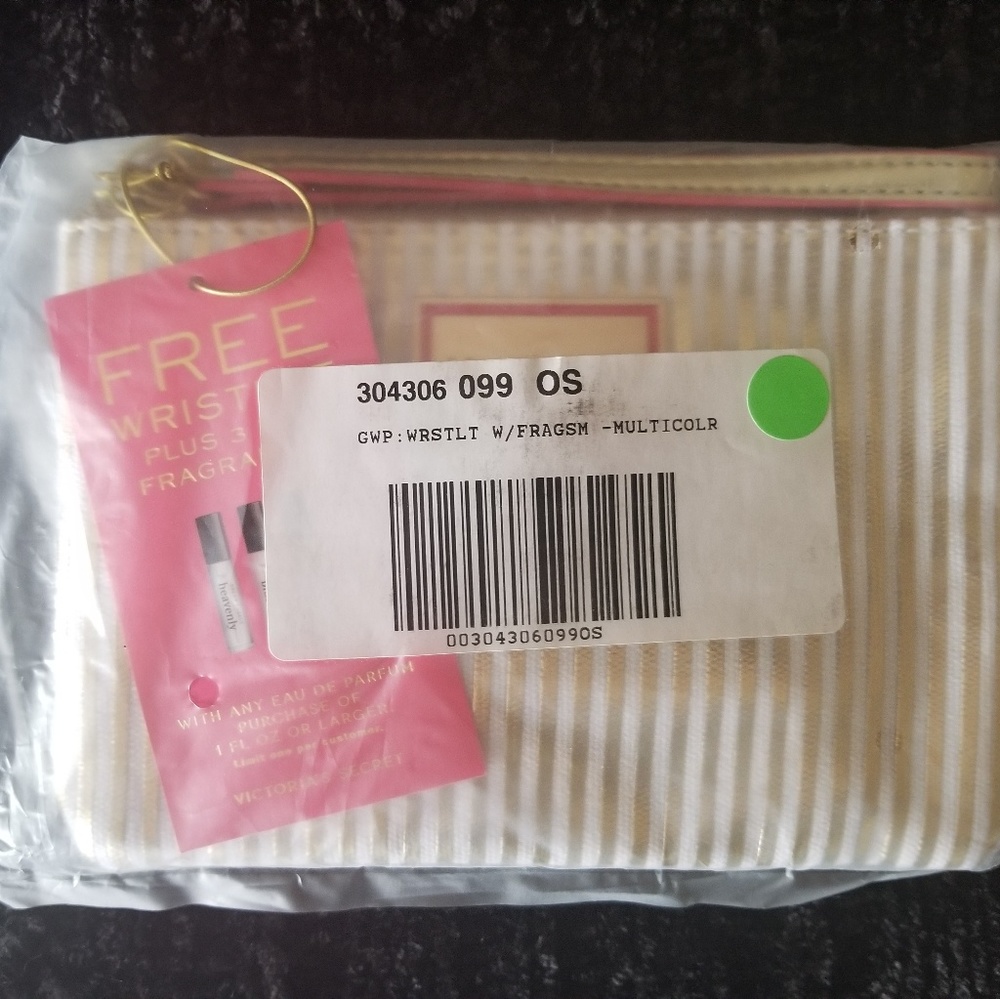 NWT VICTORIA'S SECRET WRISTLET WITH PERFUME